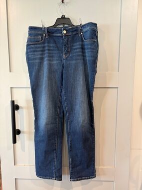 Seven7 Women's Straight-Leg Jeans in Dark Indigo Blue
